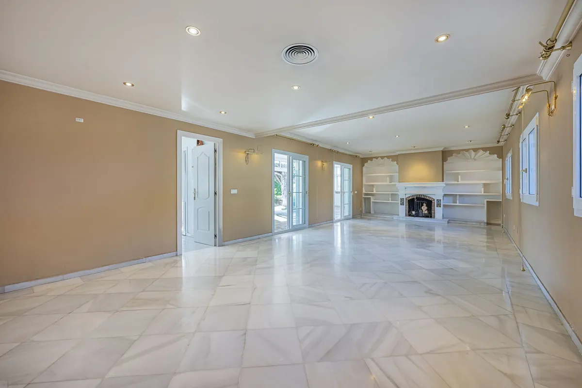 7e5927fa-2374-47fb-be7c-0e5c9f916b6a