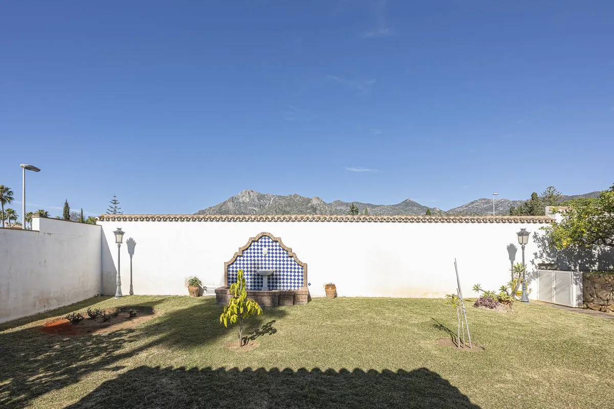 c2a7d1b7-4002-41f3-98be-9a63887ad2a2