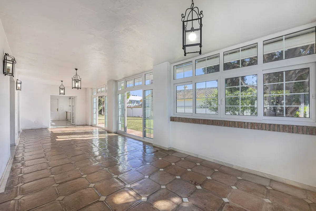 fe70453e-58b8-4071-b1be-885cd56e4af6