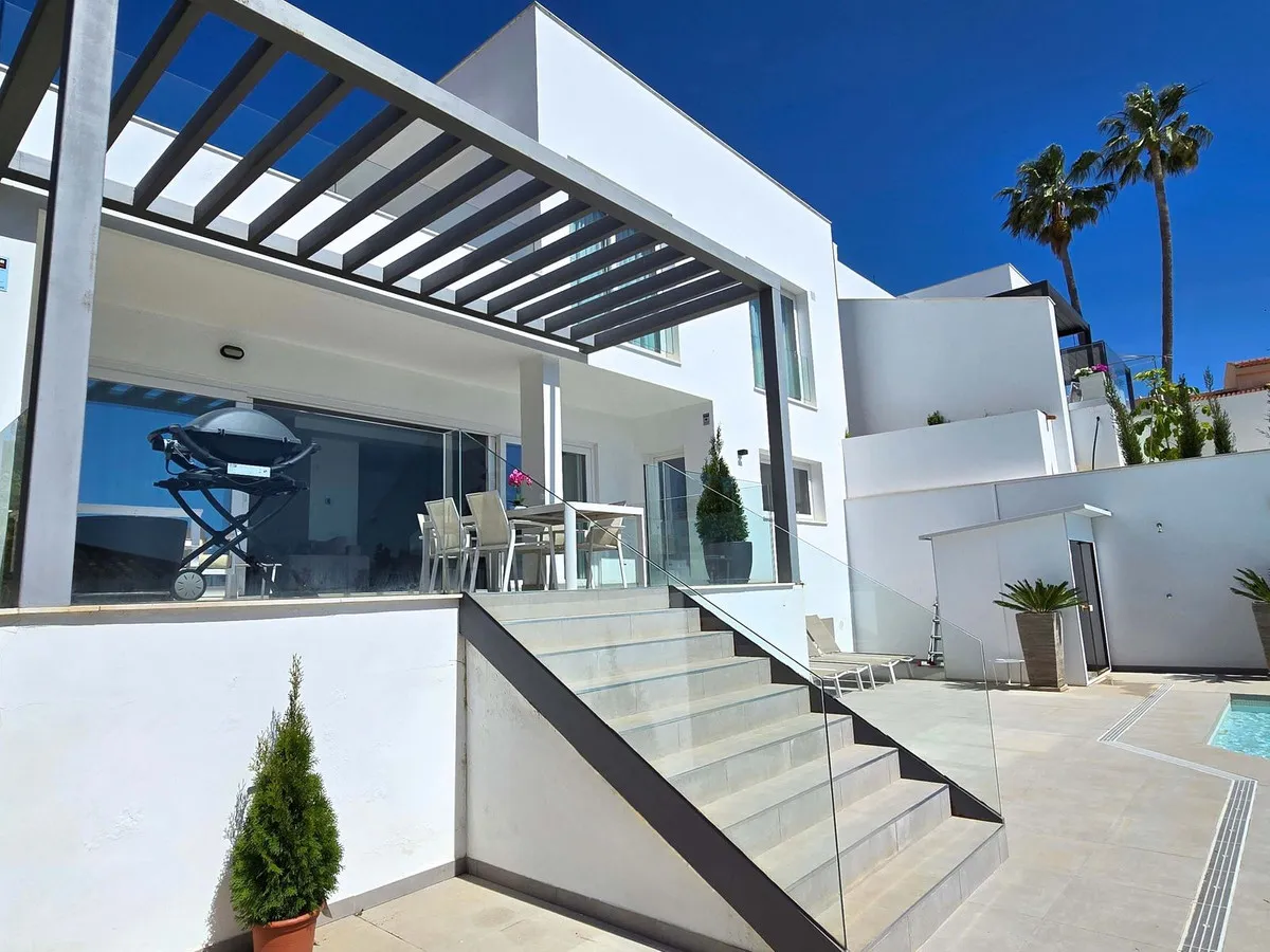 06ce6237-a3c3-4026-a64e-e2643154fa1d