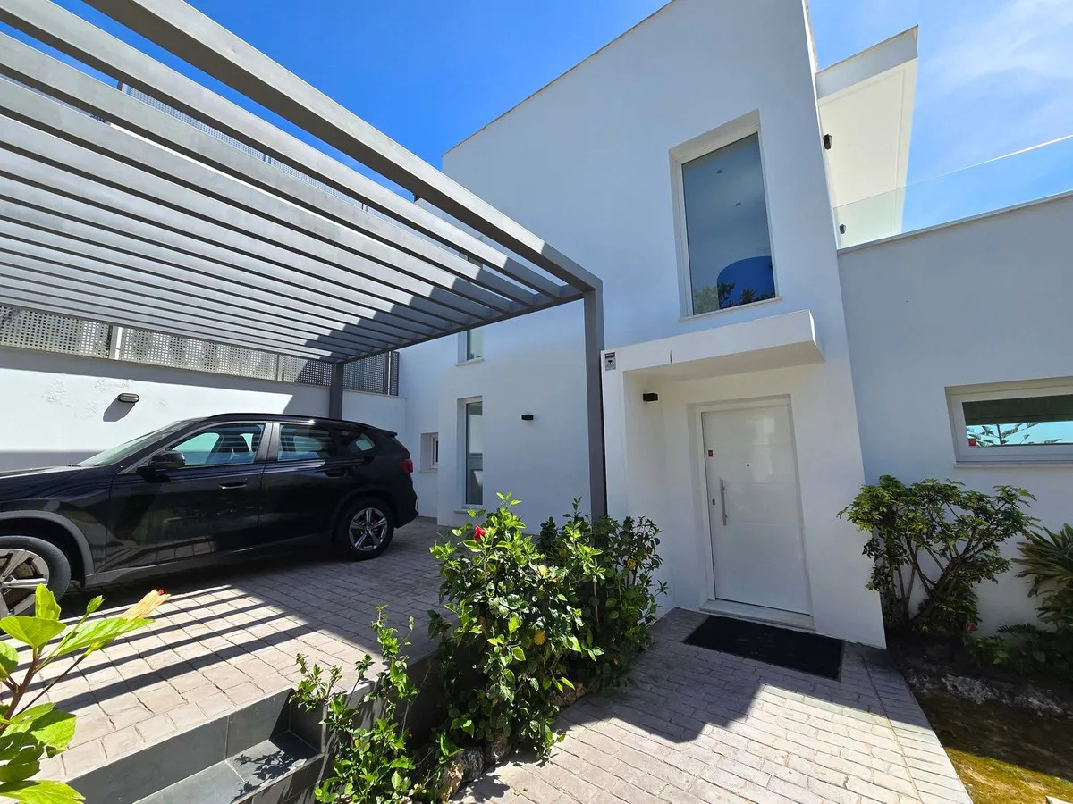 97a0fbcc-9ed3-42e0-a2e7-5f367dfac251