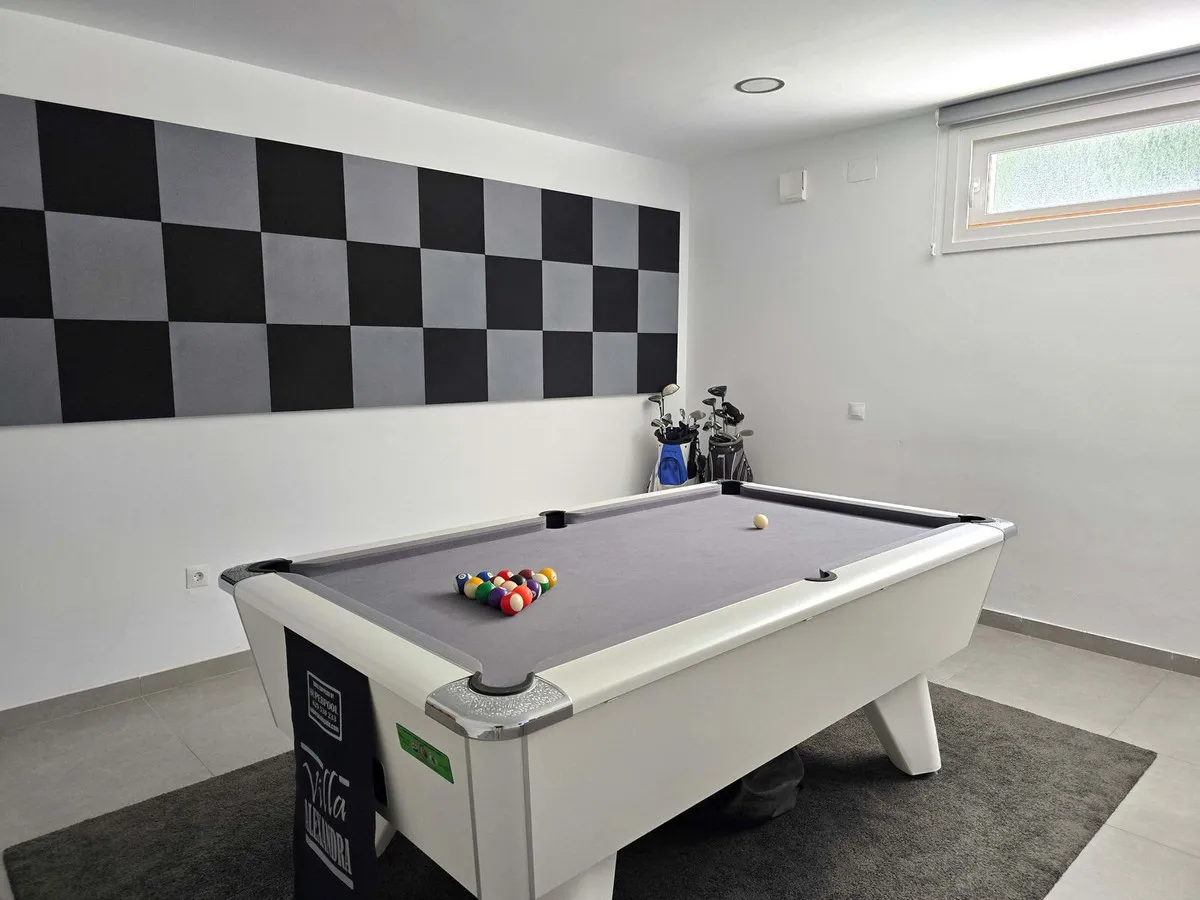 dce5dadd-acec-428c-963b-0ac3612c3927