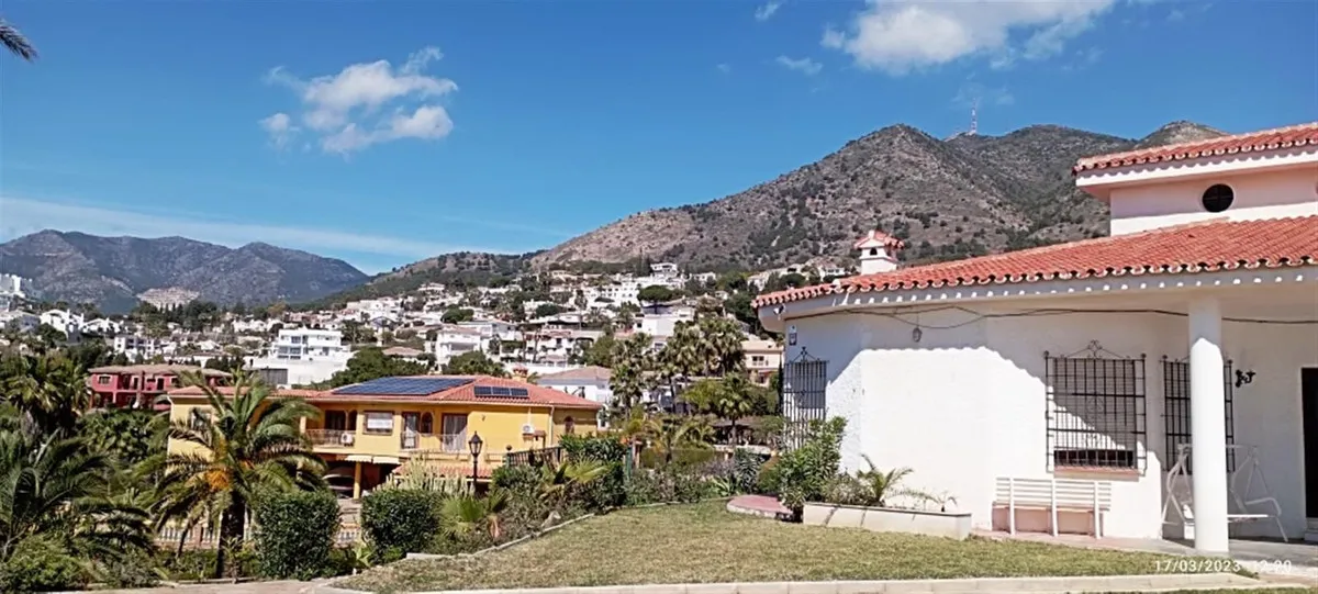 78beca28-6d63-49e7-a07b-8625d652c3ba