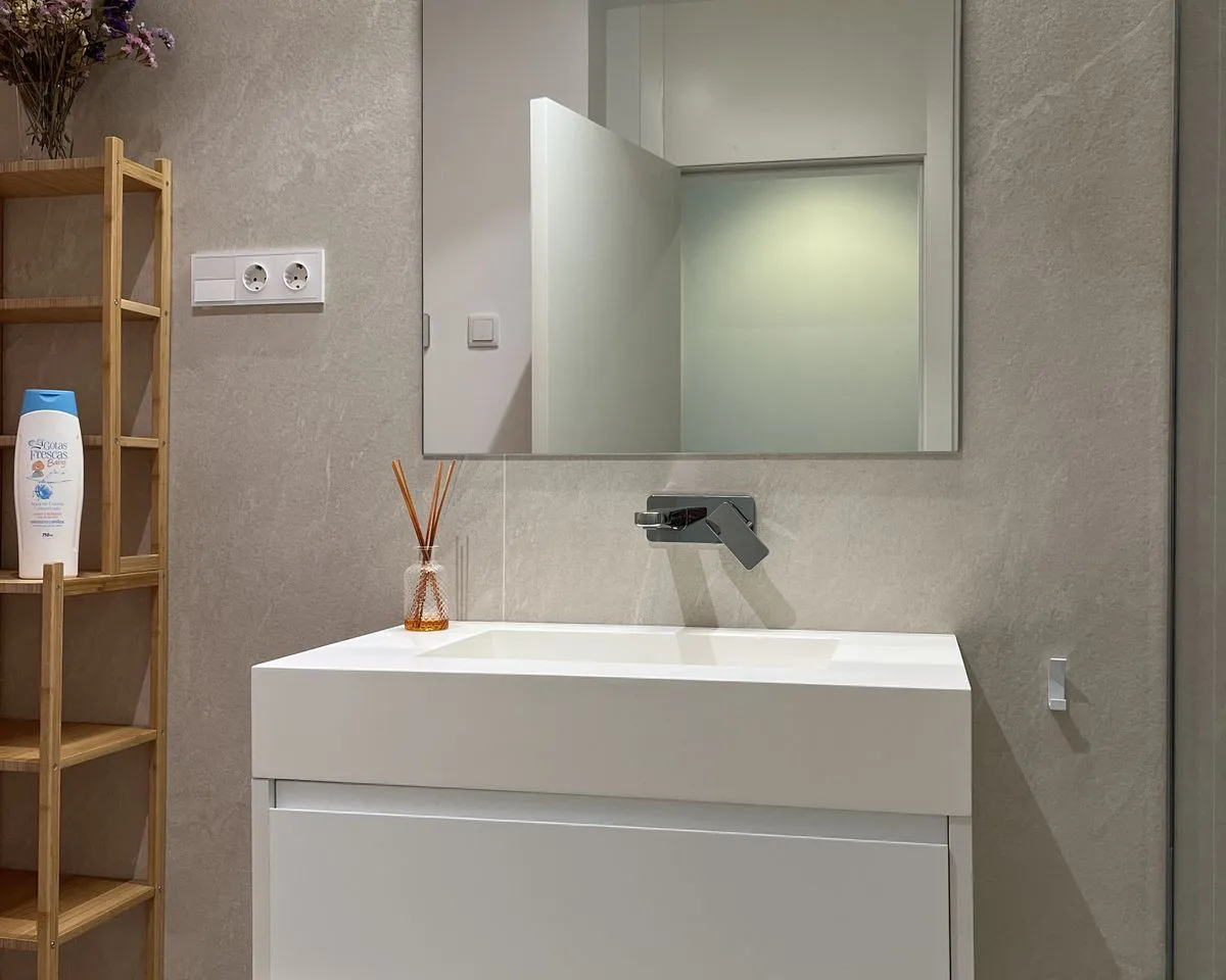 09473360-a876-4254-84e0-9a66723401b0