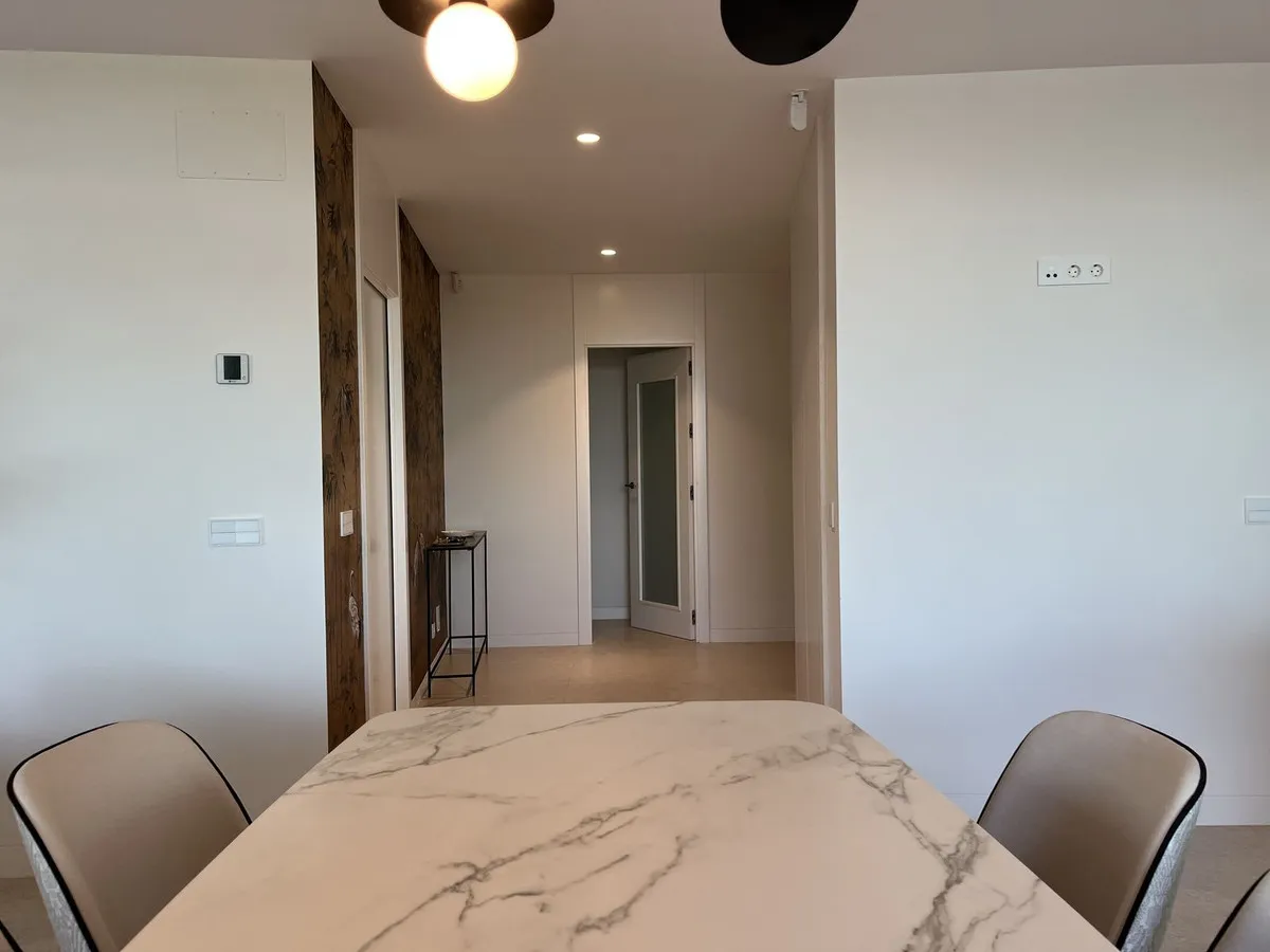 2165a30c-63c7-4d63-876f-3817f2db380d