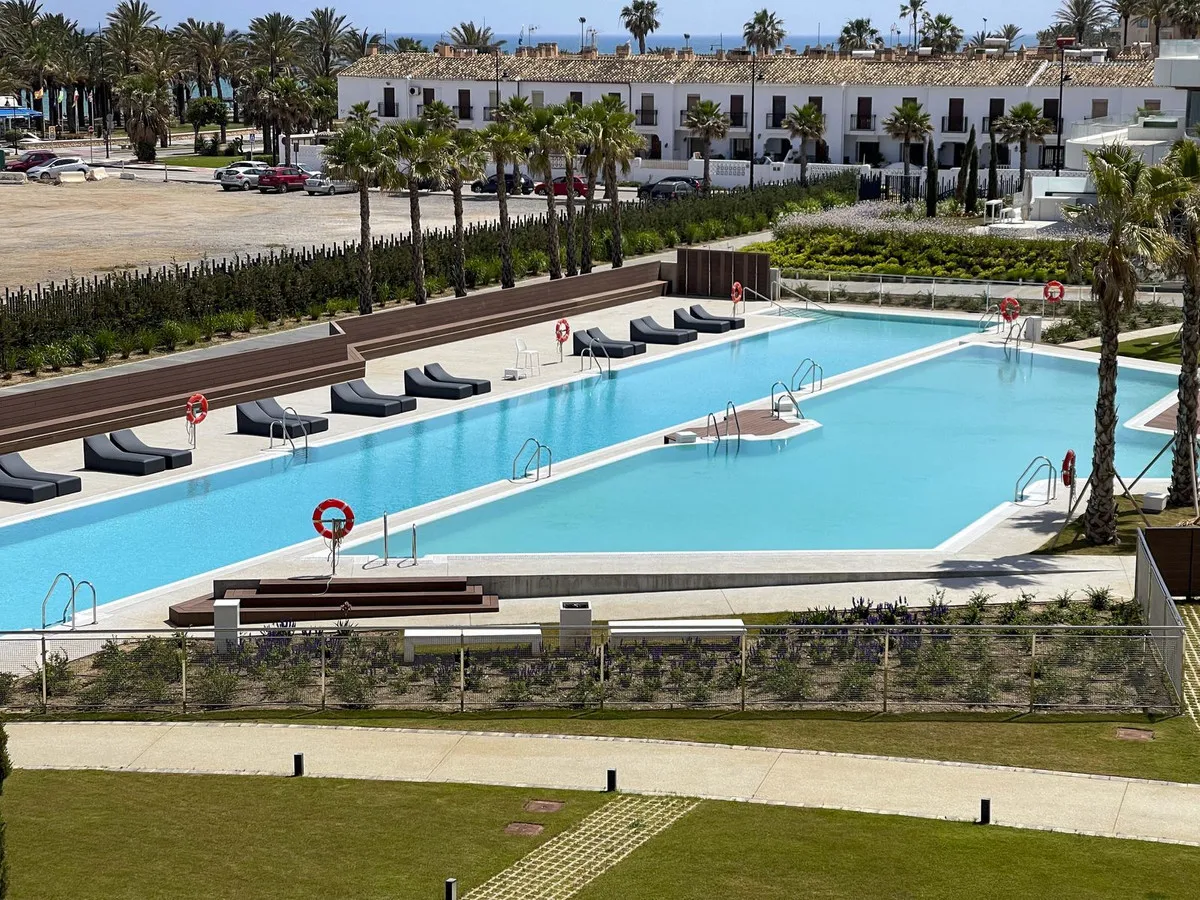 2ce0e8ad-50c9-42a4-9c99-29f335fe59d3