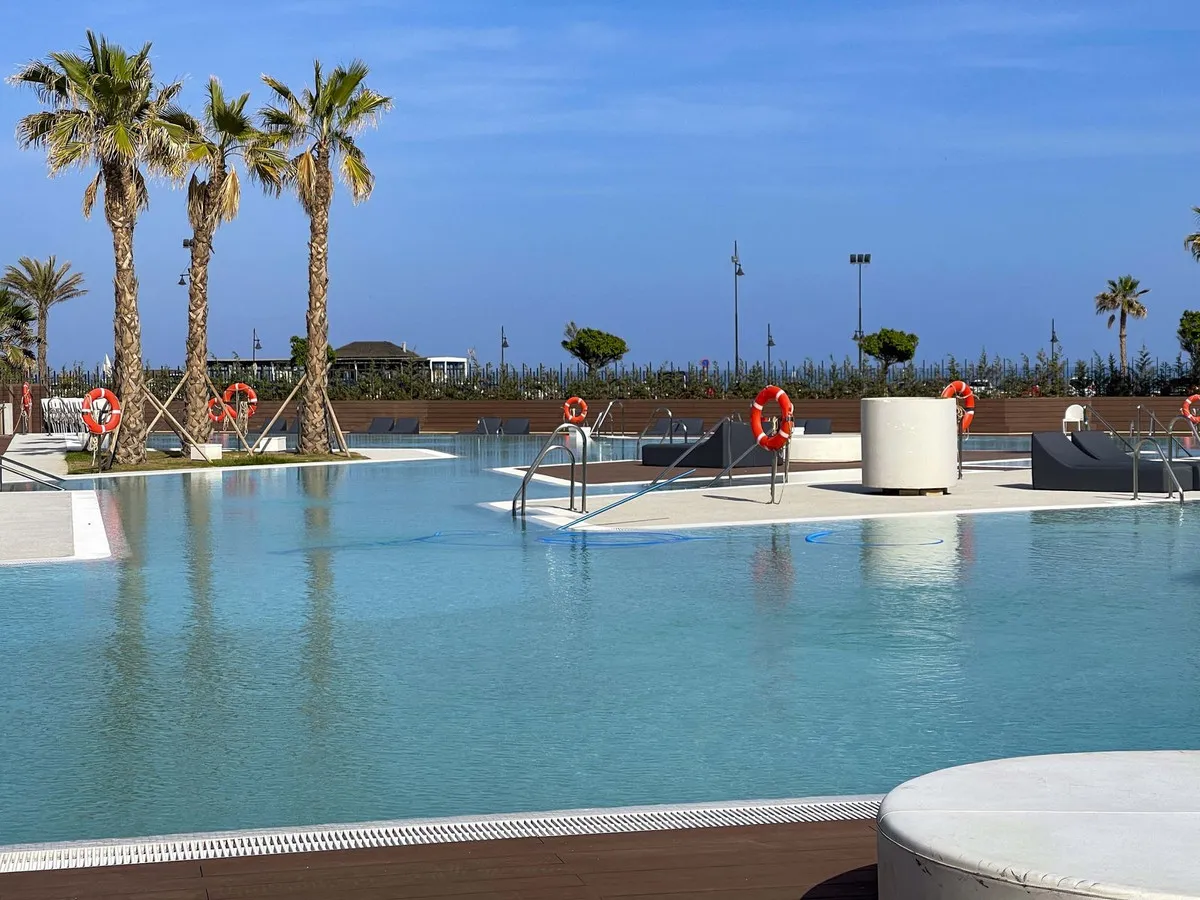 50abca65-b470-4c21-a9a0-8d8578e1a4aa