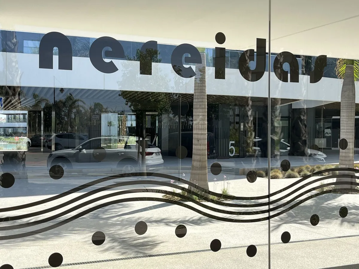 c7b69833-34a0-4138-80c2-5c0baa2e6750