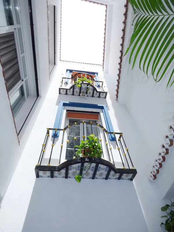 ce15b4fc-741d-4bf1-8492-85832d20707b