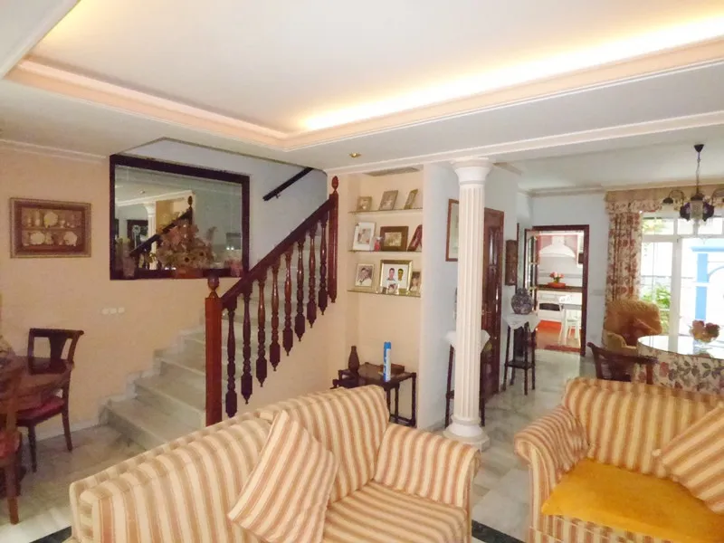 ef3e2726-bf64-4348-88ca-a39a8dfff07d