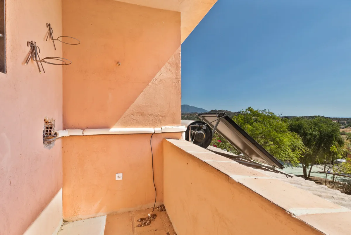 703df1ff-ca57-455c-bd43-cb695e518482