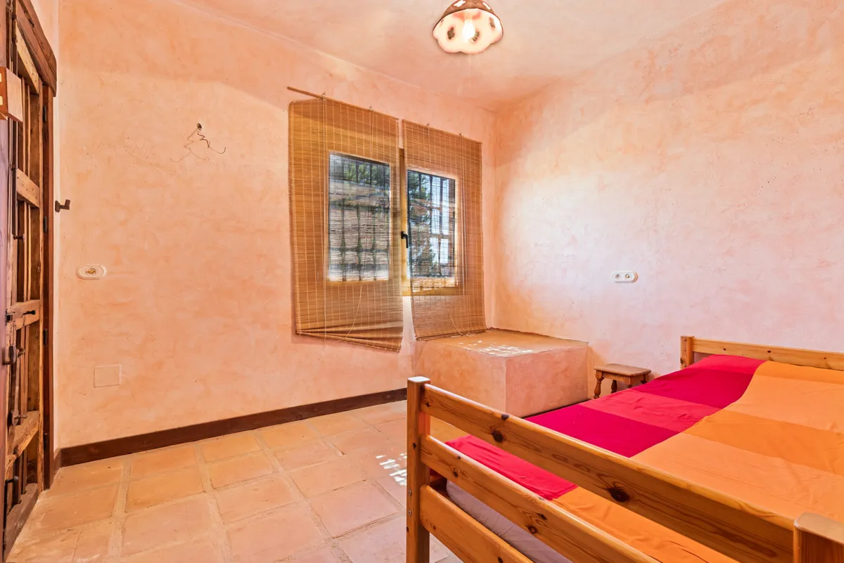 8f1d95ad-b44e-4e2f-b8bb-52256b0abf22