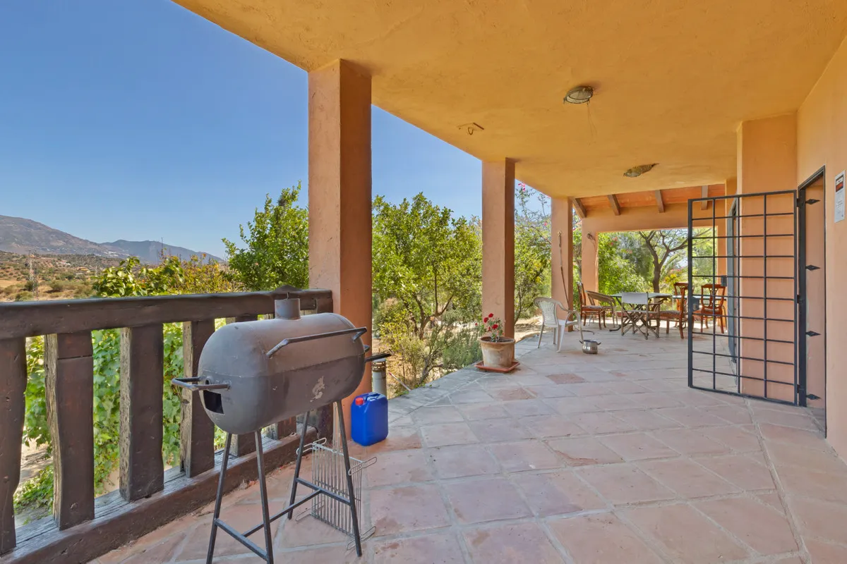 eb546ed1-c864-43e4-8090-a7032e7051b9