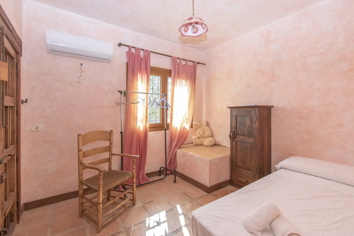 6077a157-15f8-46b1-b1fb-745c7b98b0aa