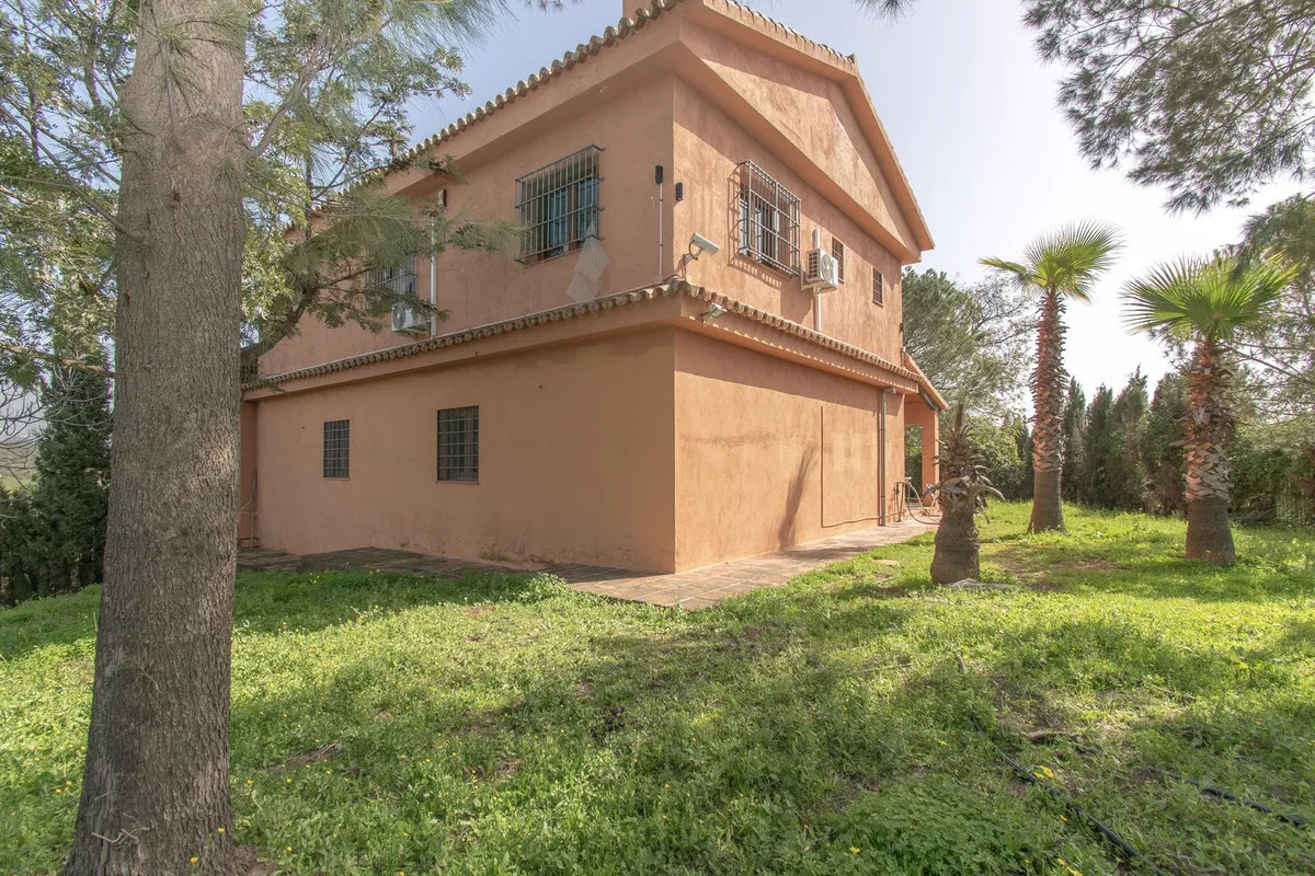 ec1f3e9d-8e6f-4723-9314-e1bd39a3376f