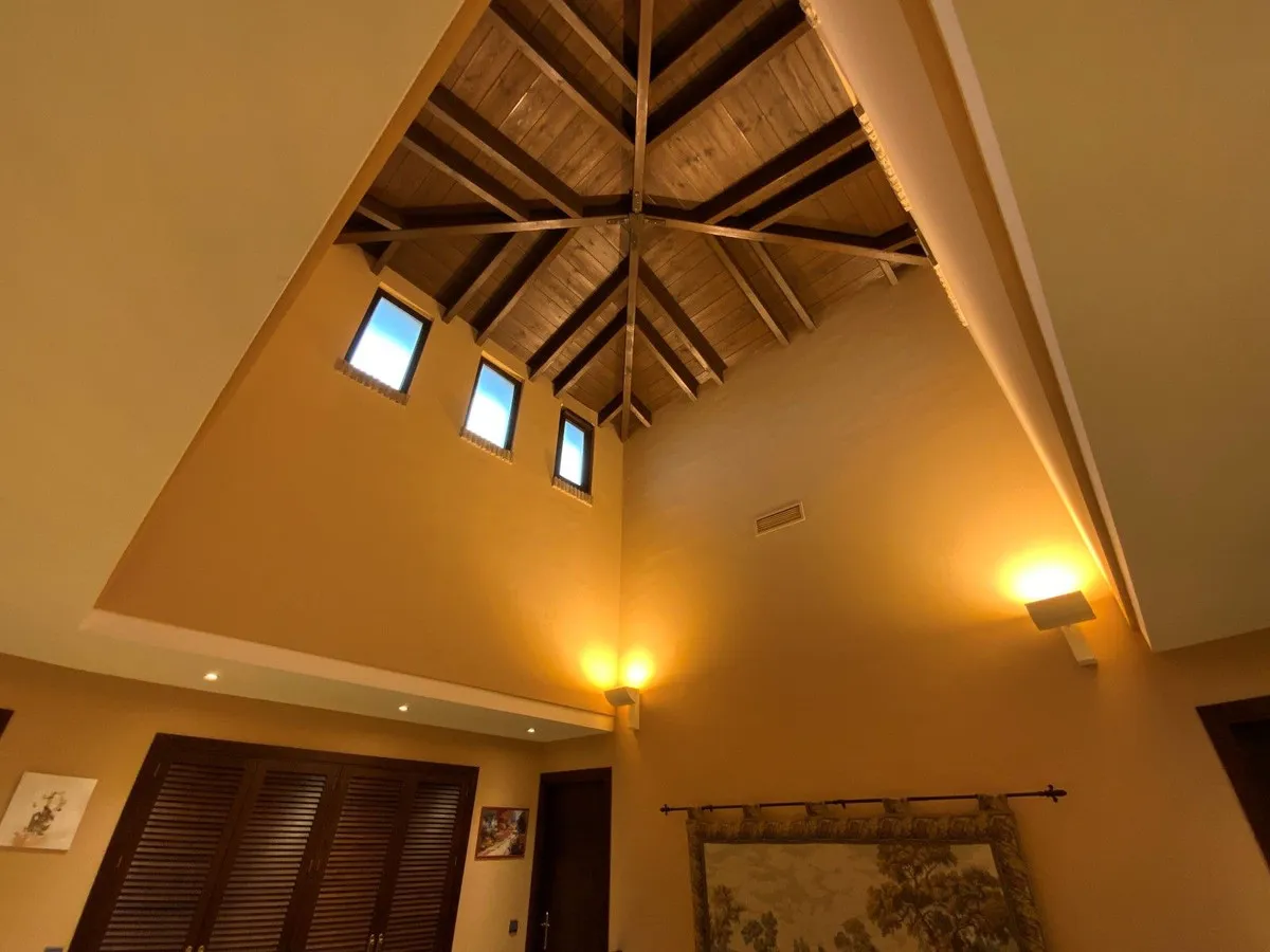 9860da43-0b30-43ce-bbd2-76b63e86aad1