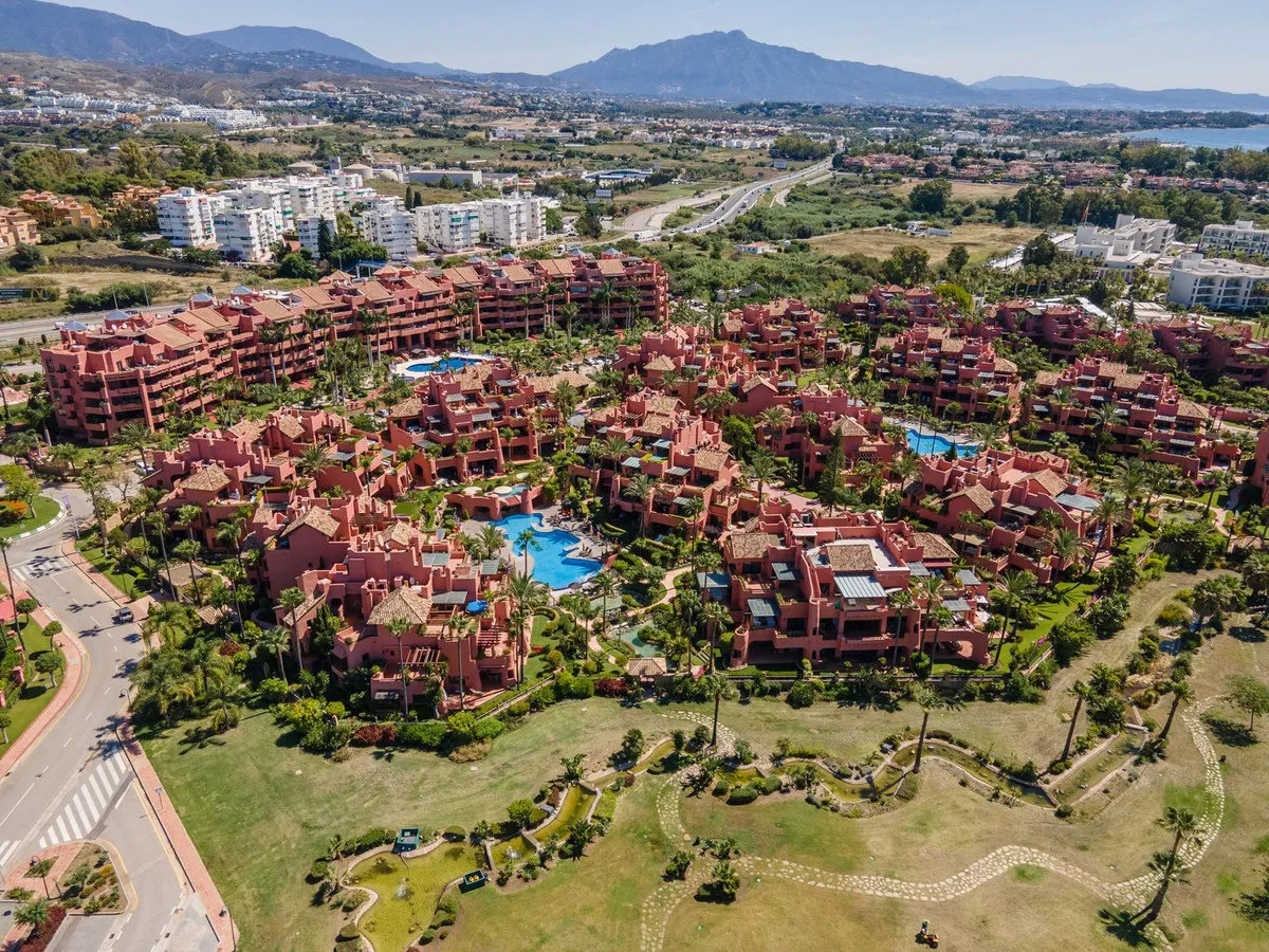 56e01e8c-e916-4a23-a1d7-a4b93cdc321f