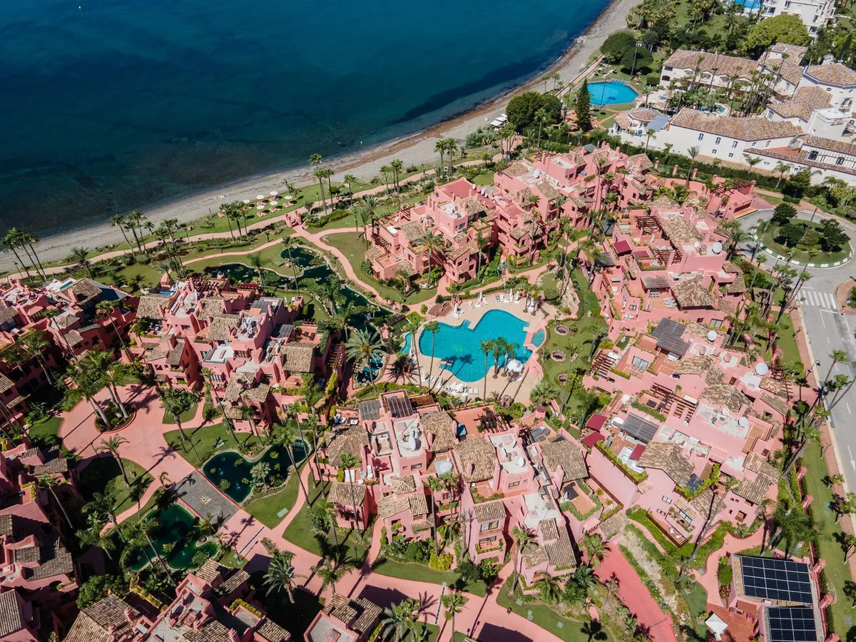 f0675e68-e1d1-4f22-a2f5-945df9f139e0