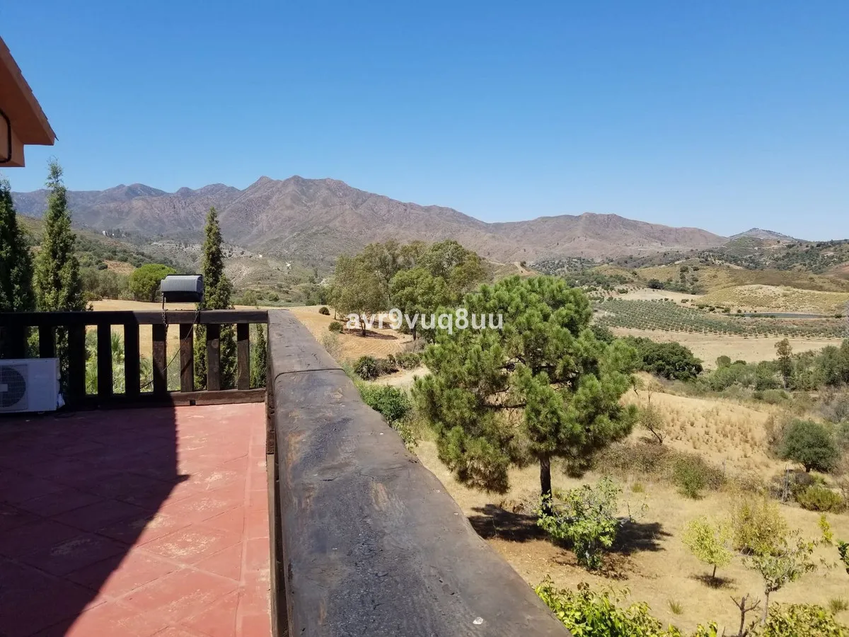 fc8b3b89-7caf-4756-8a7f-8ec52cf29414