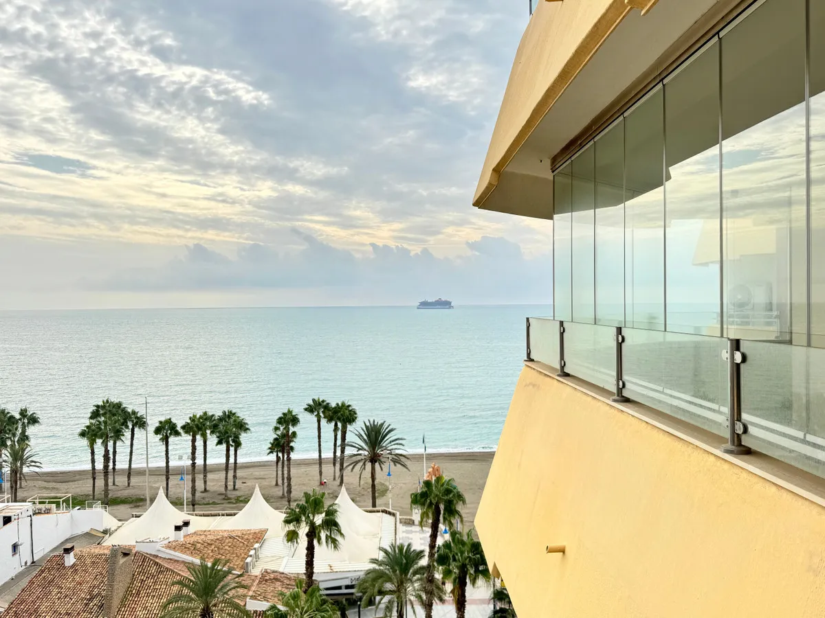 b90eaffd-ab82-4c53-8c5c-71e6321f8882