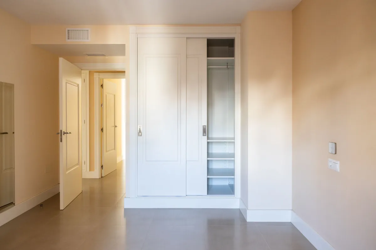 f9fb74d5-0a7d-4507-9a8d-0da6b7397f5d