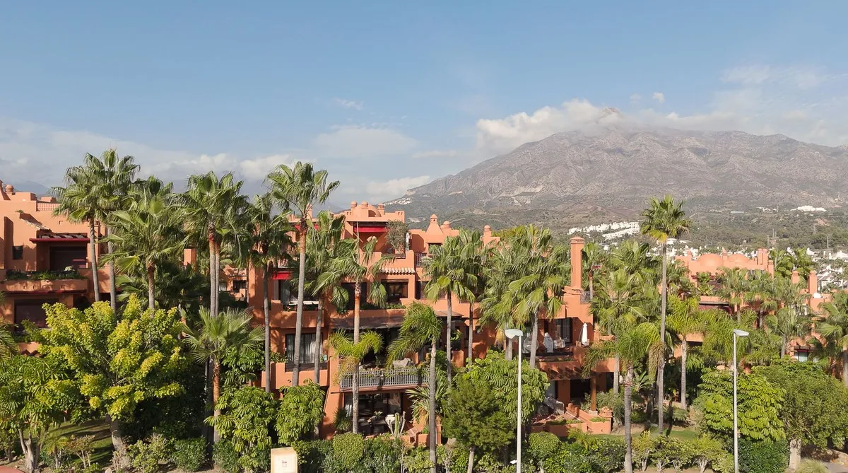 805f36fd-ffdf-4575-bdfb-5d7b415769e0