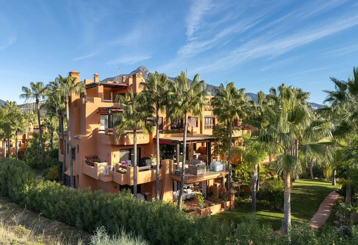 a26fa2b9-9dcd-4778-920a-22582a39d047