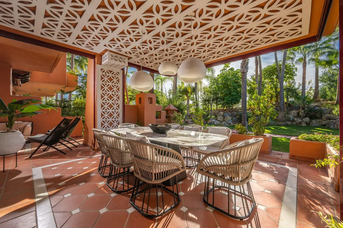 ab4fff8a-2873-49ee-9c24-858f0ae809f0