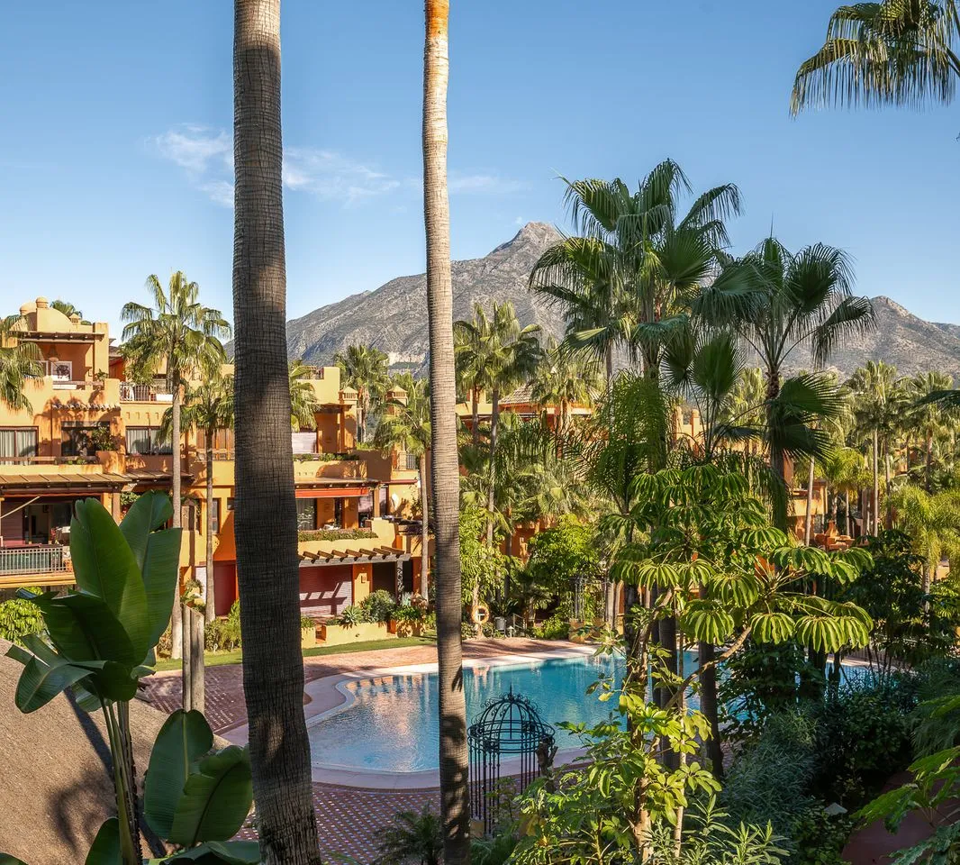 c704435d-66a3-49e5-88c5-34f982c62c54