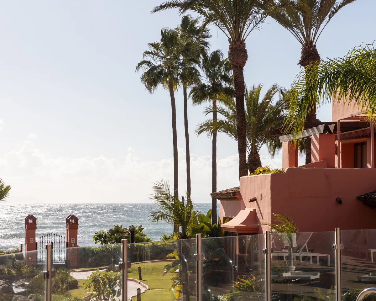 004c25f2-3b94-4ee4-a8e1-67bd0cd7f776