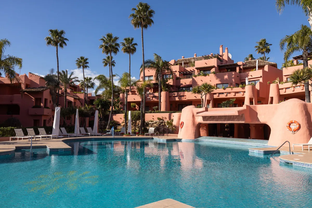 0a335286-75e6-4aa1-ab8f-3ee98653857d