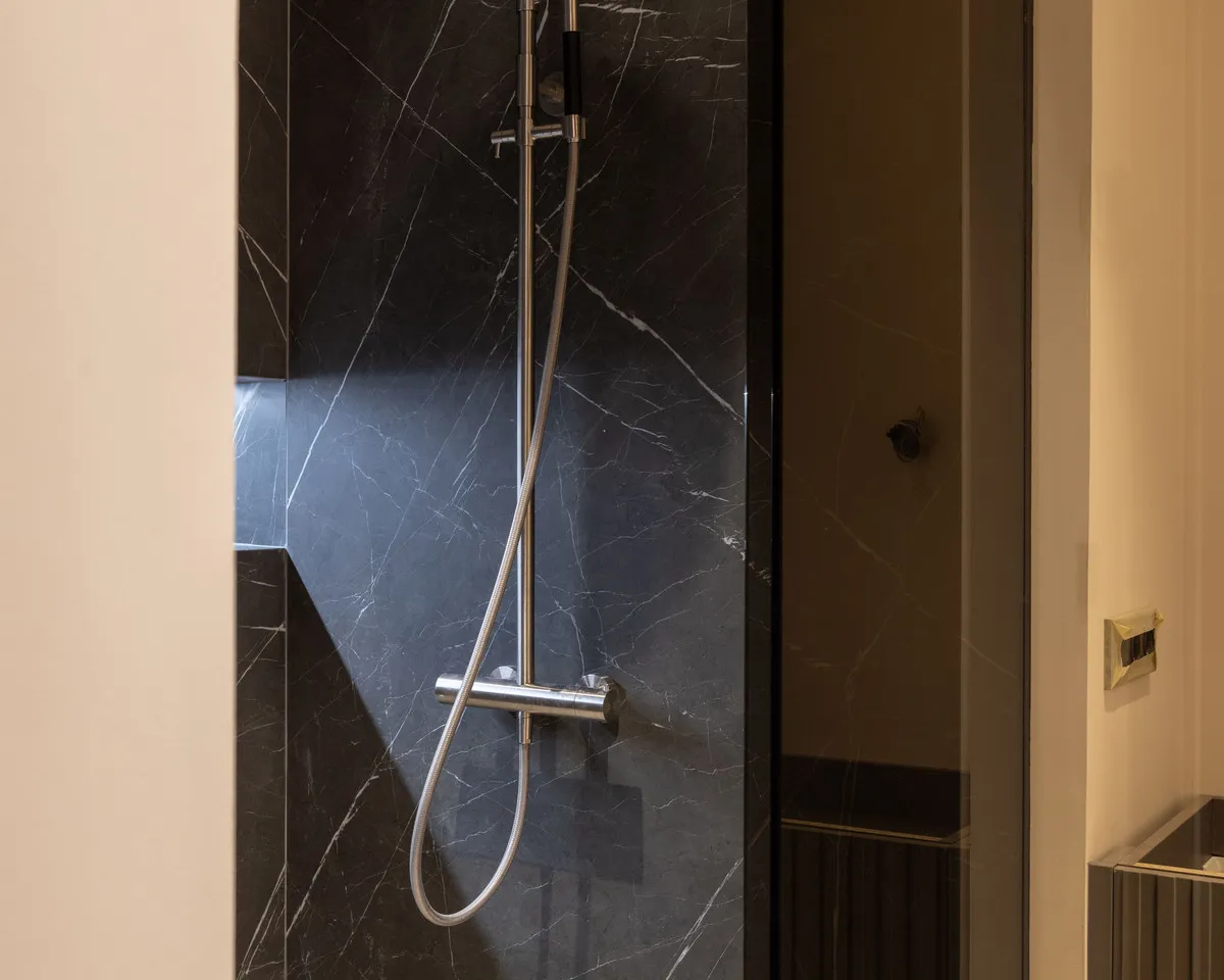 d091771e-7a4b-4db1-8f49-4d1996f32e05