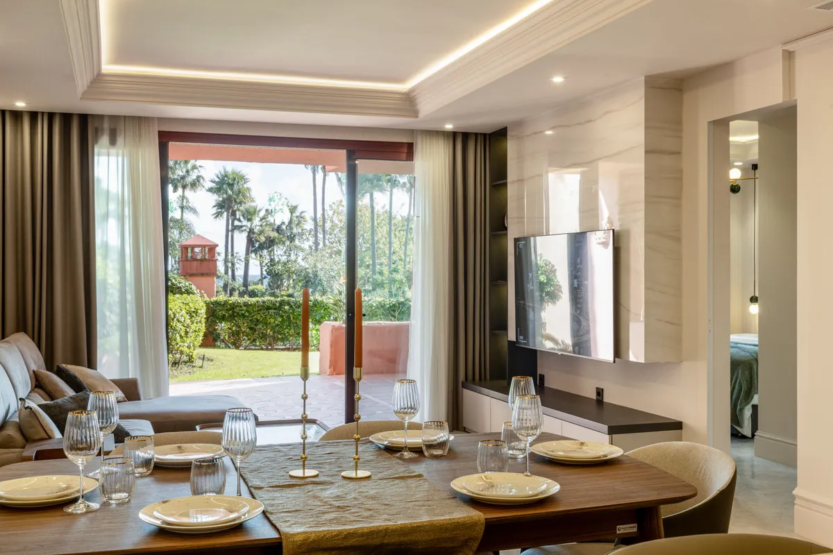 d9a59ae2-eaae-4fc4-bba4-7fd78488fbc1