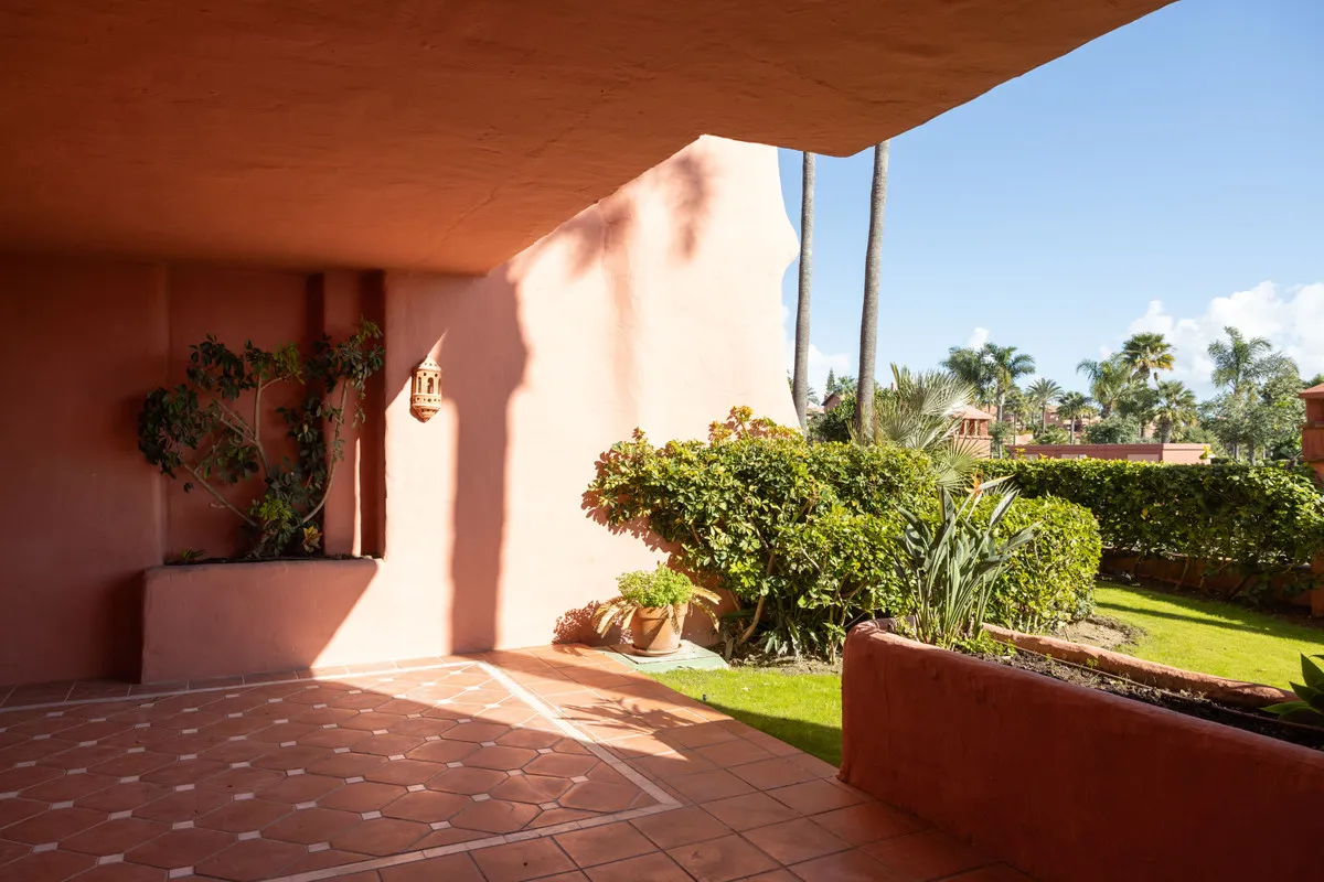 d9f653af-c88f-4f88-89b6-e8f77b8d20b4