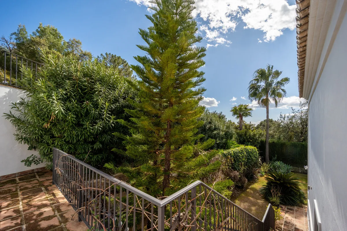 5db26968-35d9-4828-a9c4-7b670096859c