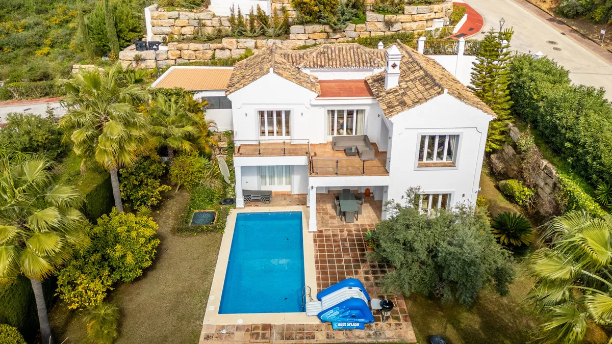 712e7d25-d7de-4277-bd0a-5bd78618fb61