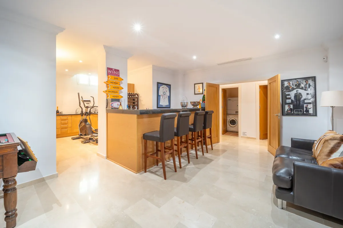 dfbffbec-da3c-415a-ad24-2dbfc133ff4a