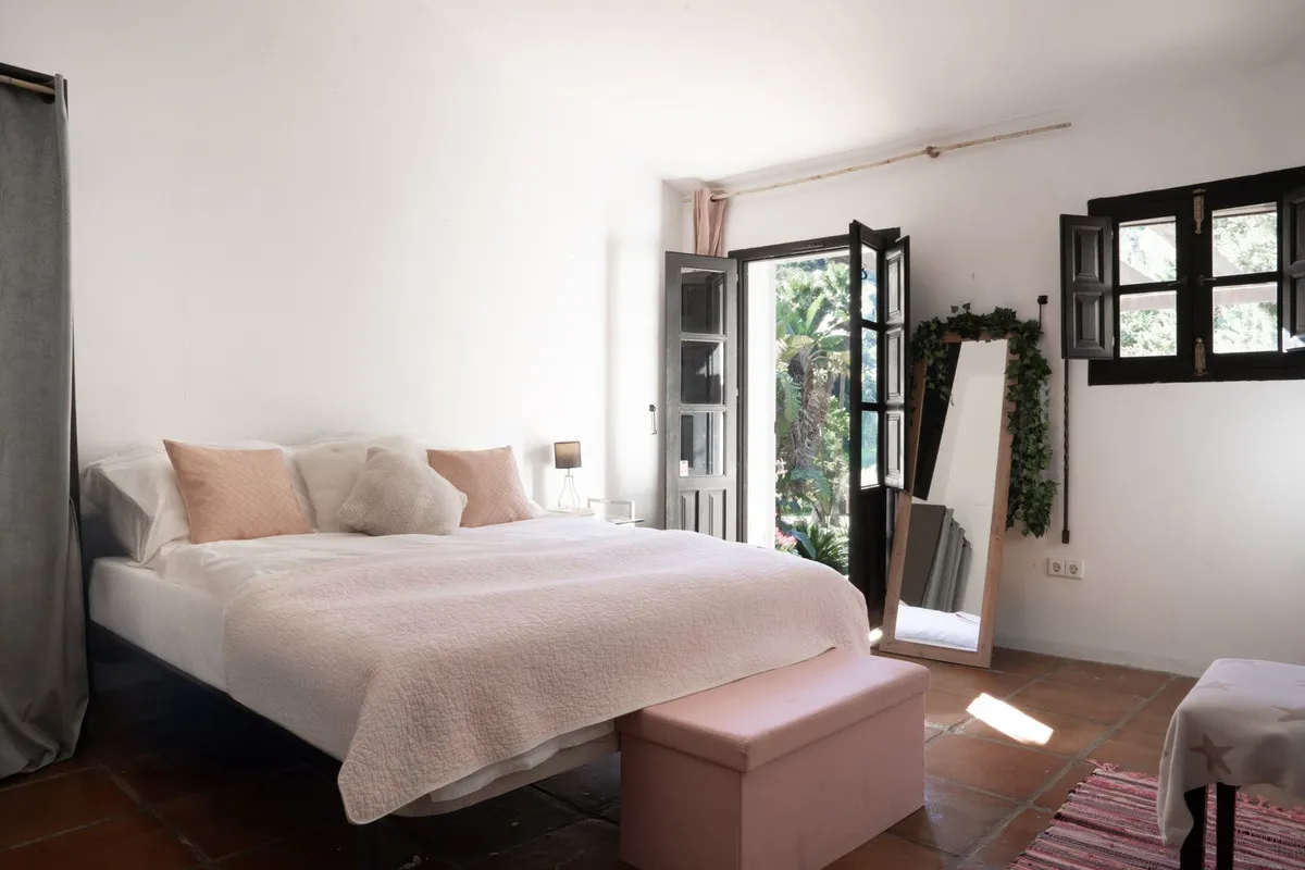 2da28073-ef0f-4675-9094-fd2b3b3c9012