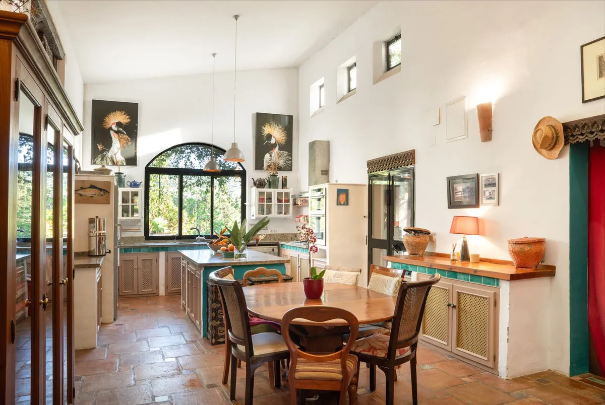 2eaeb11b-0010-4854-8c72-26d32049476b