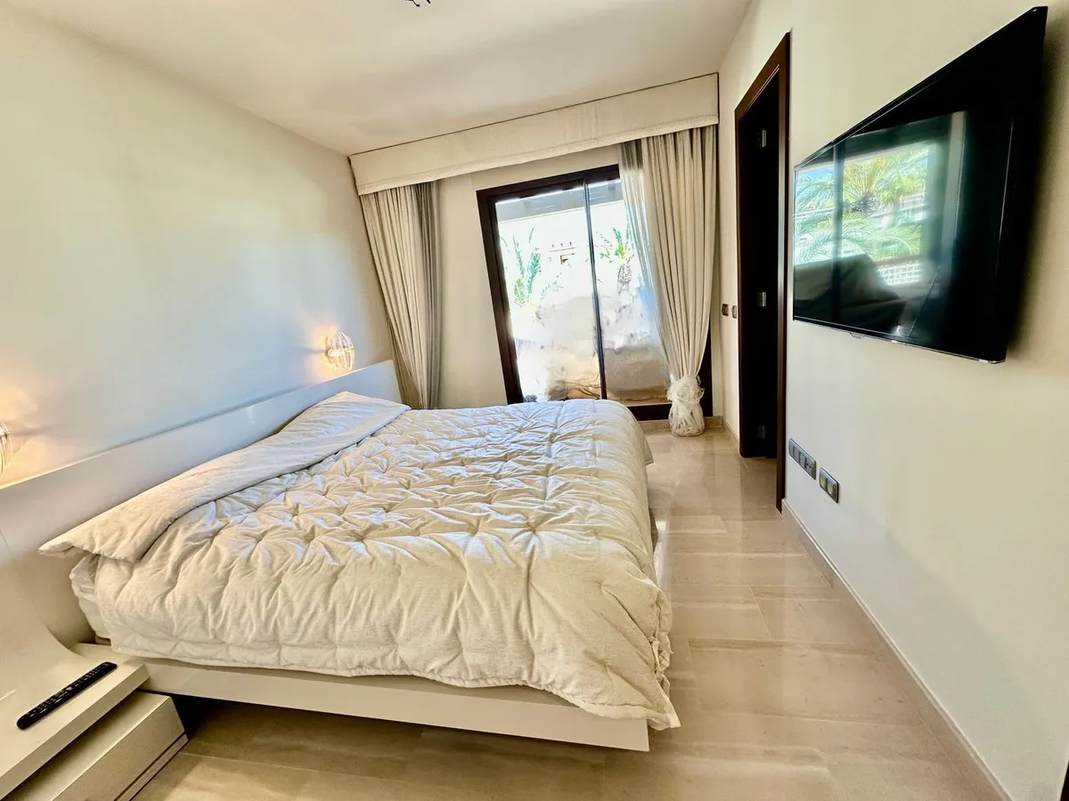 975f2c79-dd65-4c7f-ac49-9b06b7a308c4