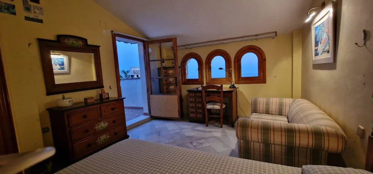 4df491bf-a619-4861-9881-542432e7fb4b