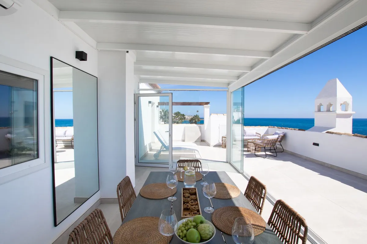 0f98307e-3557-4c98-bf63-9b269f6a288e