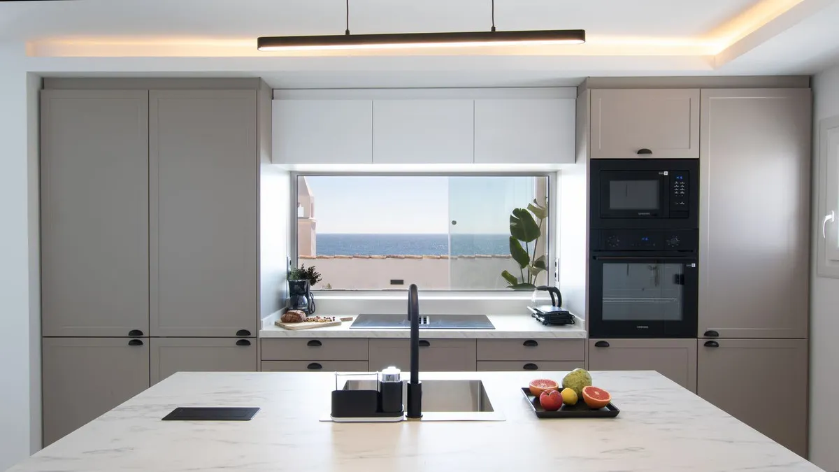 d061aaea-fcdc-43e1-83bc-e5d3b54da673