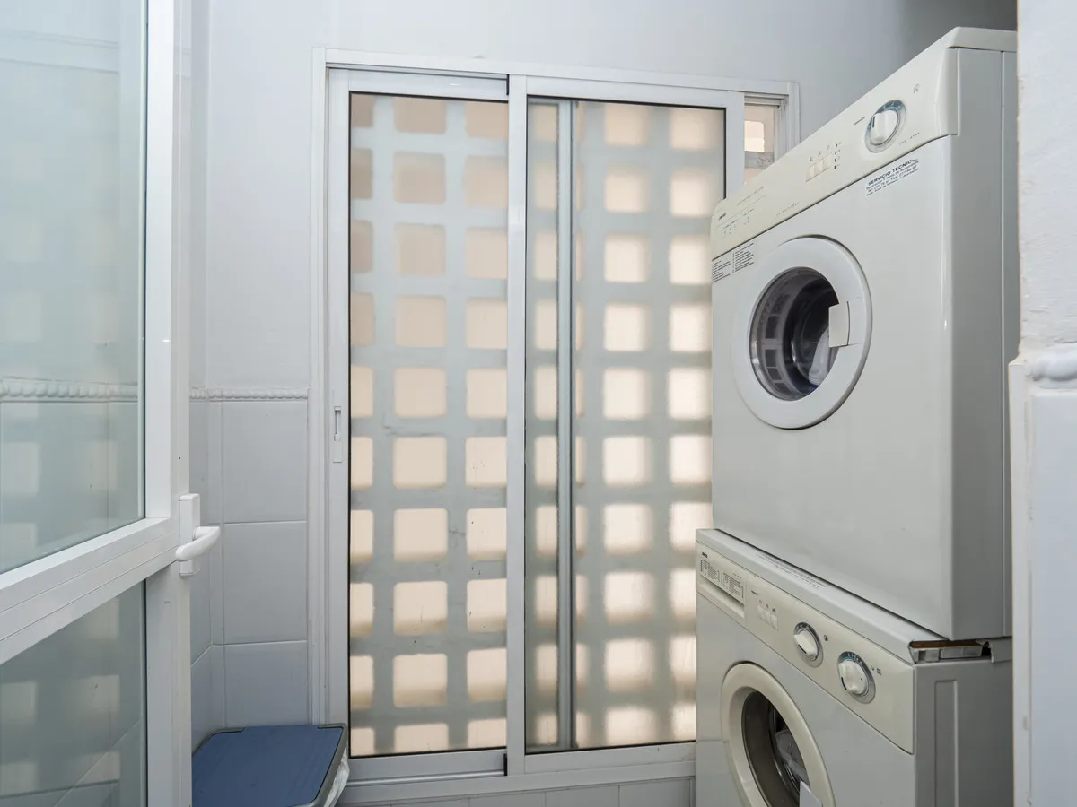 01e7b70a-10a9-4693-8454-9ac126074a4e