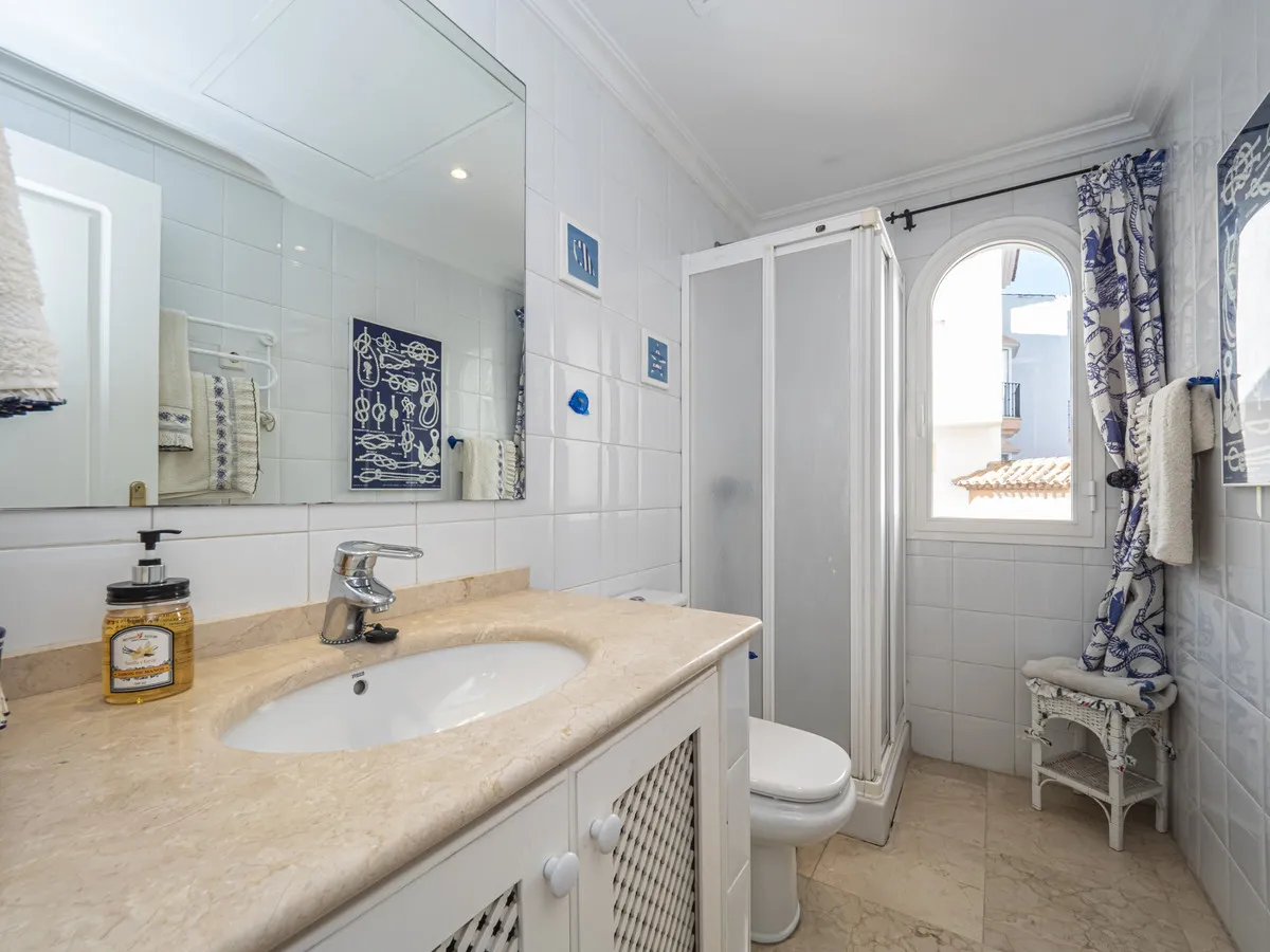 5aae1c94-bc9b-4004-96c7-b40a601c8d9a