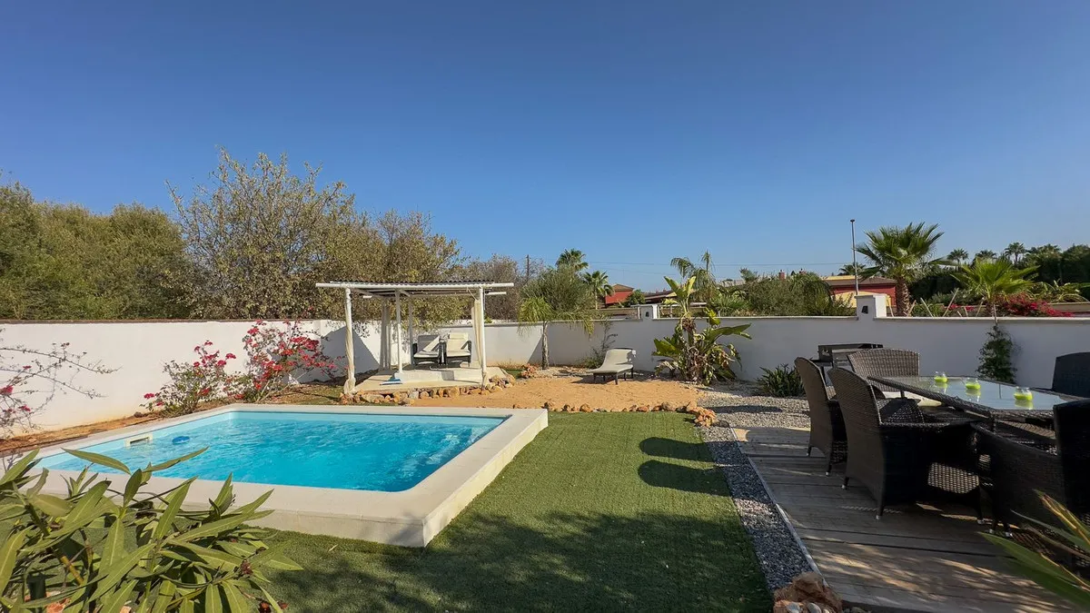 7d4307f7-96d2-4392-b2c2-ce1ba8028fec