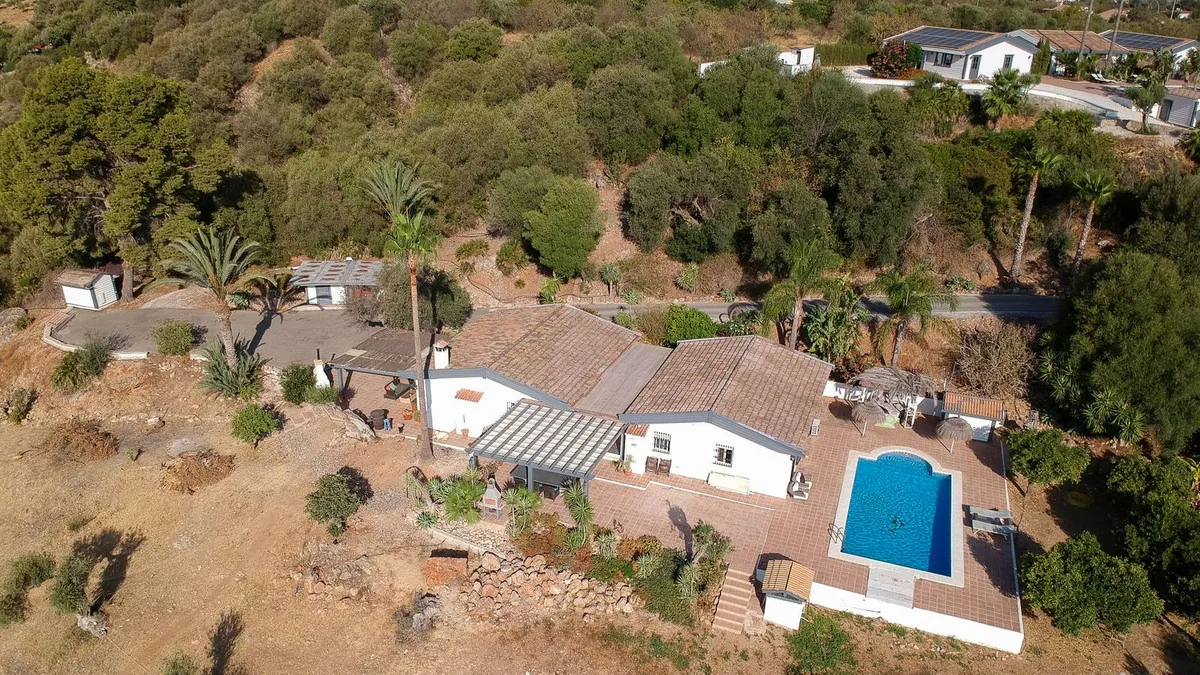 a3c15cc2-dd2d-4349-bc6a-5dbecf8c1bfe