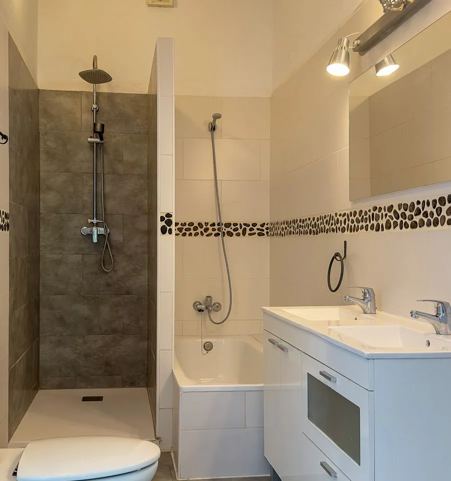 cb3f84ef-6a9f-4798-aece-c9c08fa1c8e8