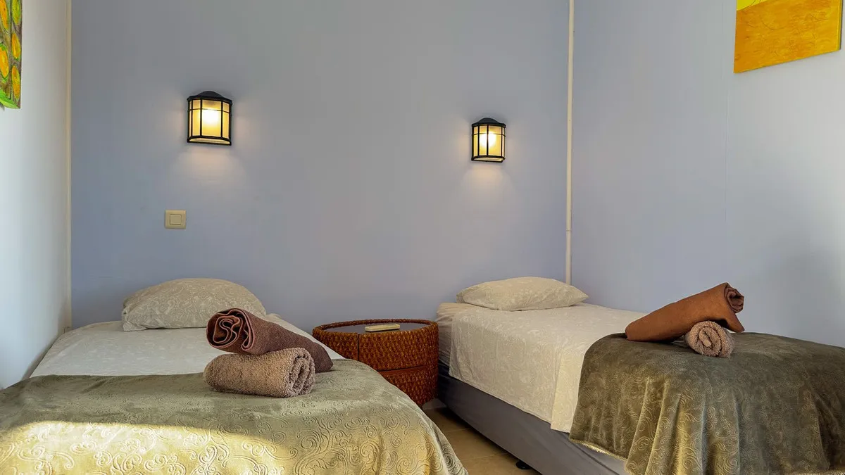 ec21f268-a726-4957-b64f-8f06c6dee8eb