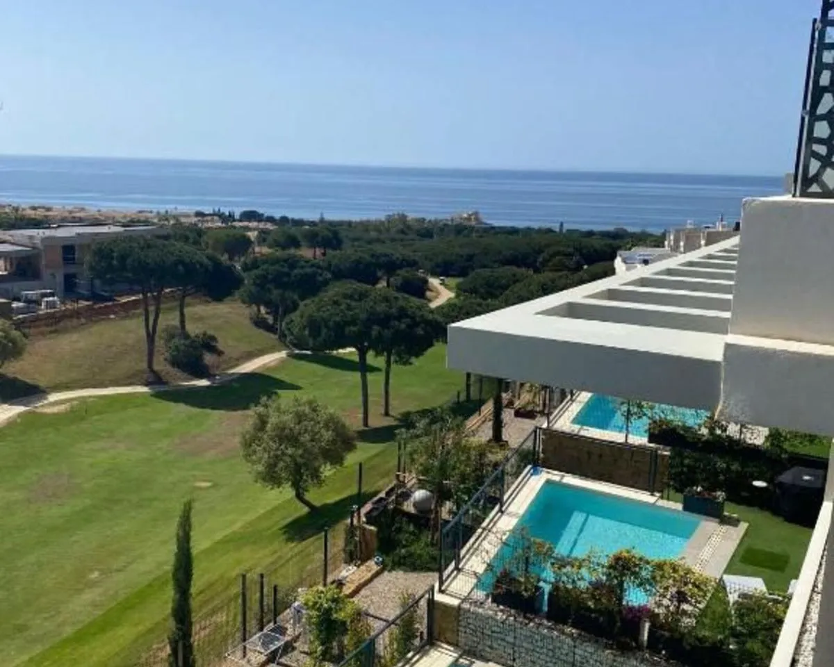 5c069df7-8c04-41bd-9019-321bdd8edd55